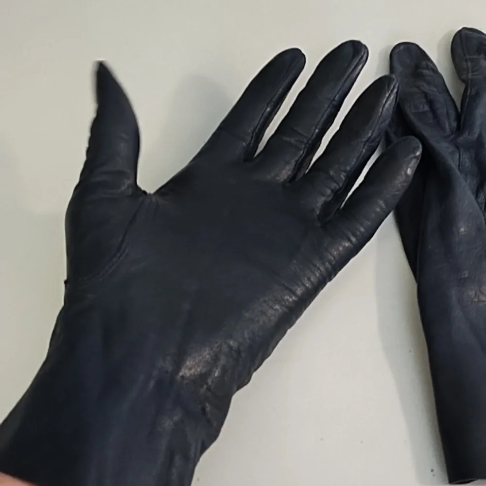 Genuine Soft Supple Thin Leather Driving Gloves Top Detail Dark Nay Blue